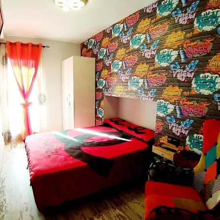Premium Oceanside Apartment, Pool, Parking * Port Saplaya