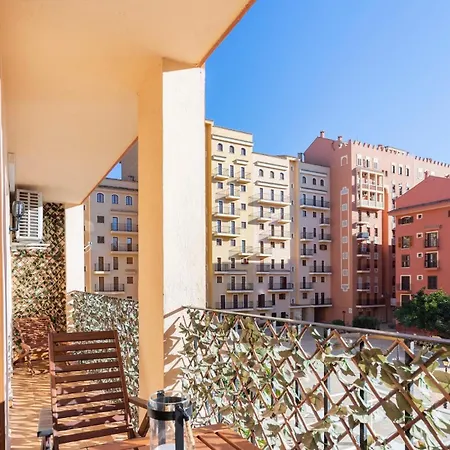 Premium Oceanside Apartment, Pool, Parking * Port Saplaya