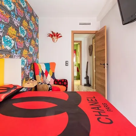 Premium Oceanside Apartment, Pool, Parking Apartment Port Saplaya