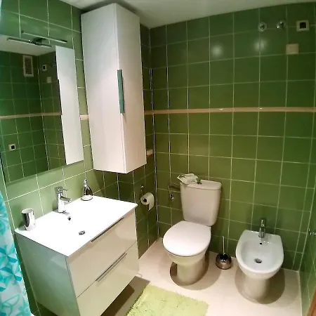 Apartment Premium Oceanside Apartment, Pool, Parking *