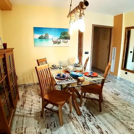 Premium Oceanside Apartment, Pool, Parking Apartment