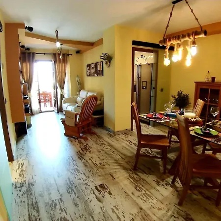 Premium Oceanside Apartment, Pool, Parking Apartment